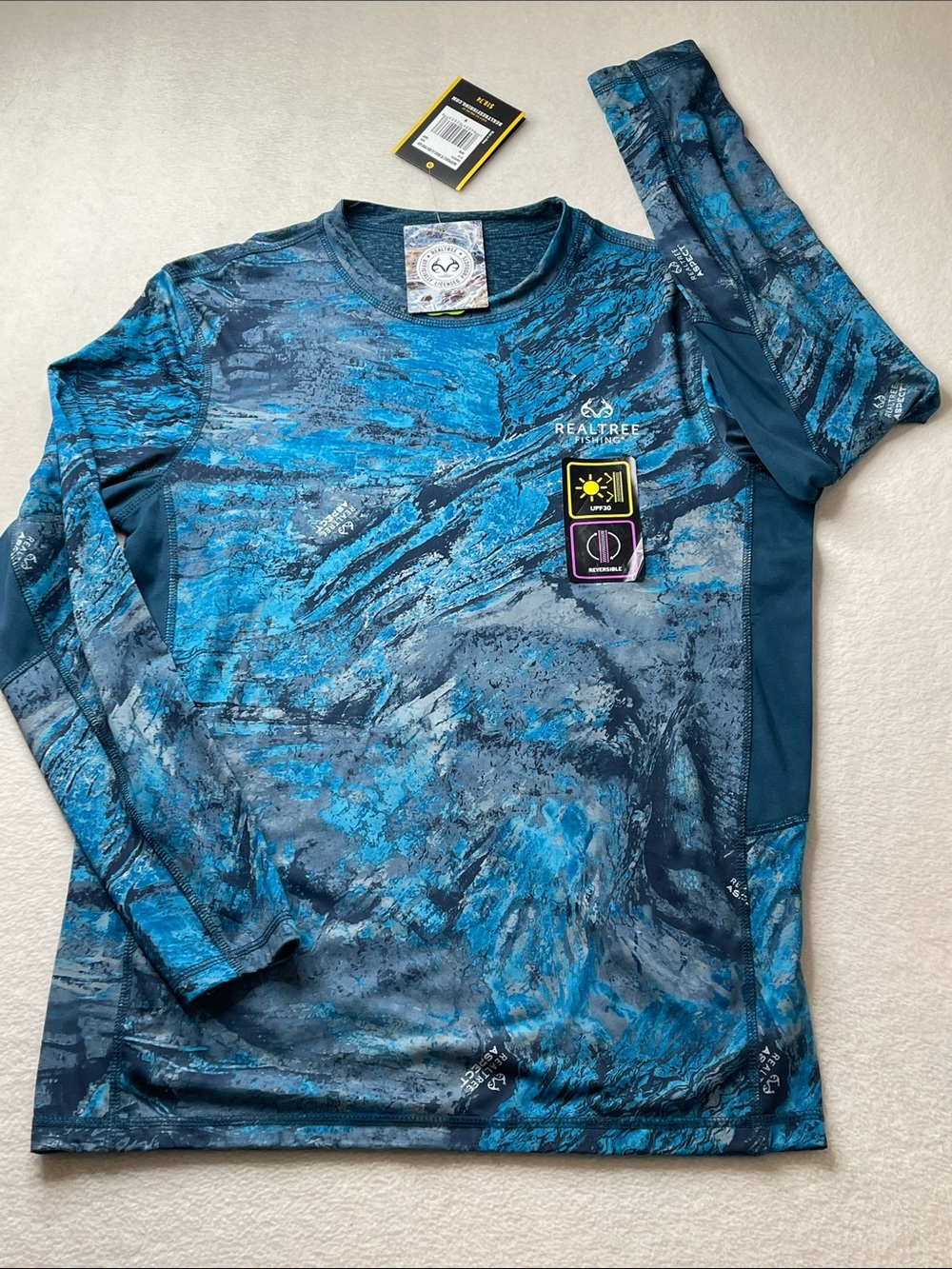 Realtree Blue and Navy Long Sleeve Performance Shirt MENS SIZE M NWT
